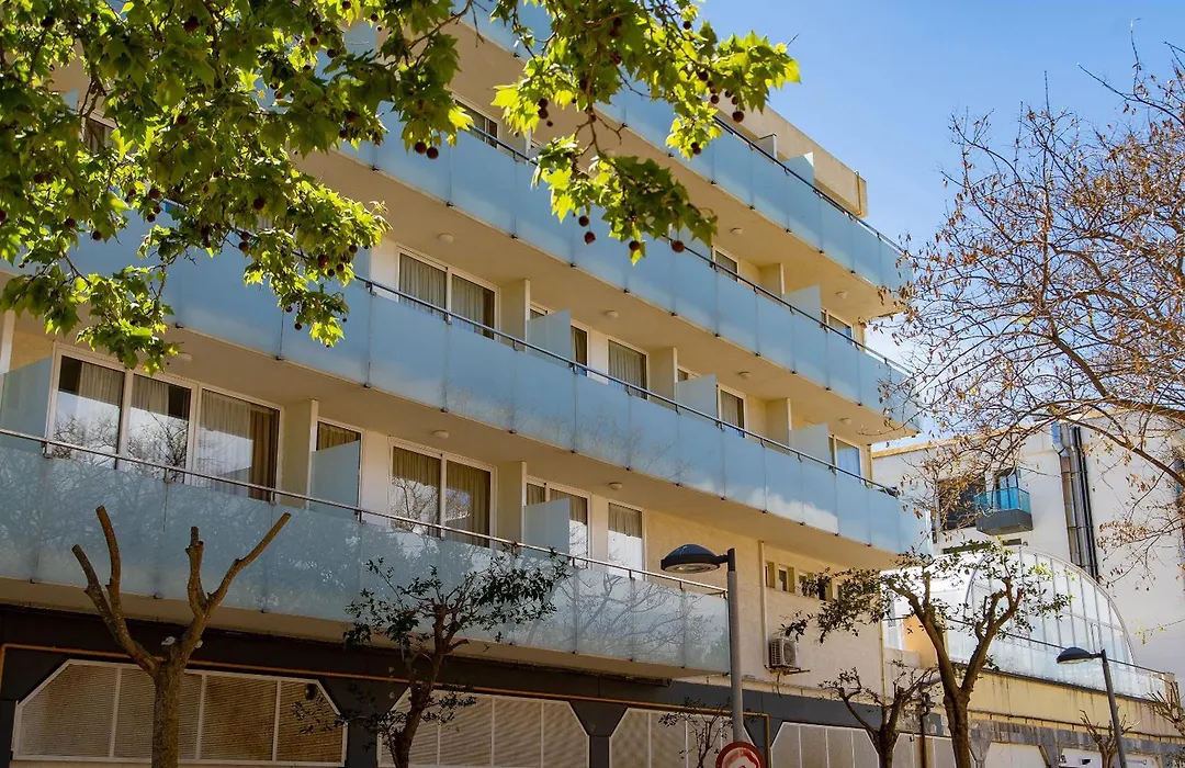 Aparthotel Ona Palamos-1